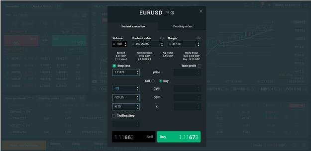 How does the trading calculator work on xTB xstation platform